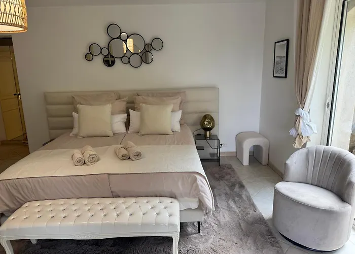 Seize St Tropez Villa *