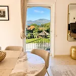Seize St Tropez * سان تروبيه