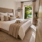 Seize St Tropez فيلة سان تروبيه