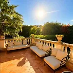 فيلة Seize St Tropez