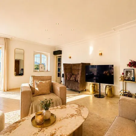 Seize St Tropez Saint-Tropez
