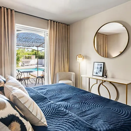 Seize St Tropez Villa