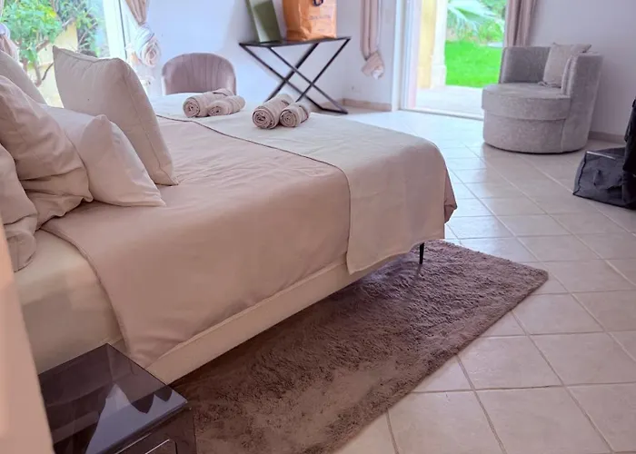 Seize St Tropez Saint-Tropez